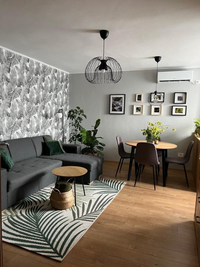 Riverside Jungle Green Apartment Oradea Luaran gambar