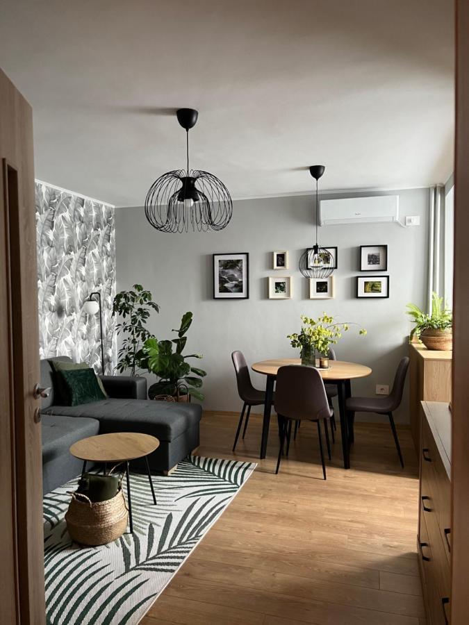 Riverside Jungle Green Apartment Oradea Luaran gambar
